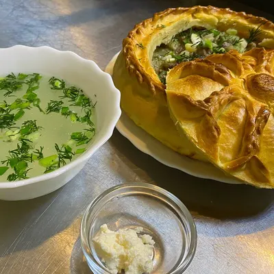 Бэлеш с бульоном и коротом