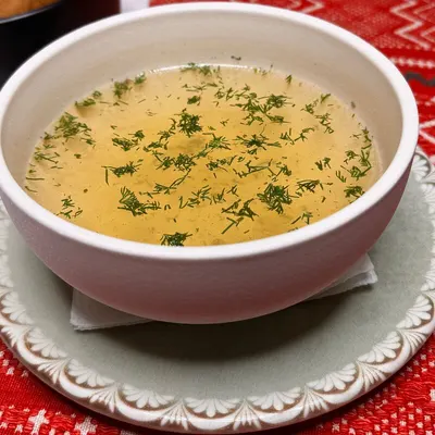 Живительный бульон из двух видов мяса