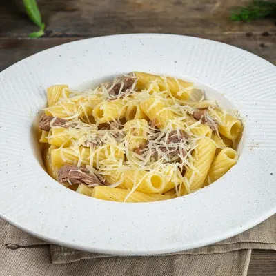 Паста с томлеными щечками