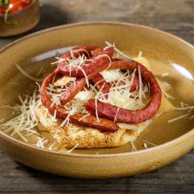 Блинчик с сыром и колбасками